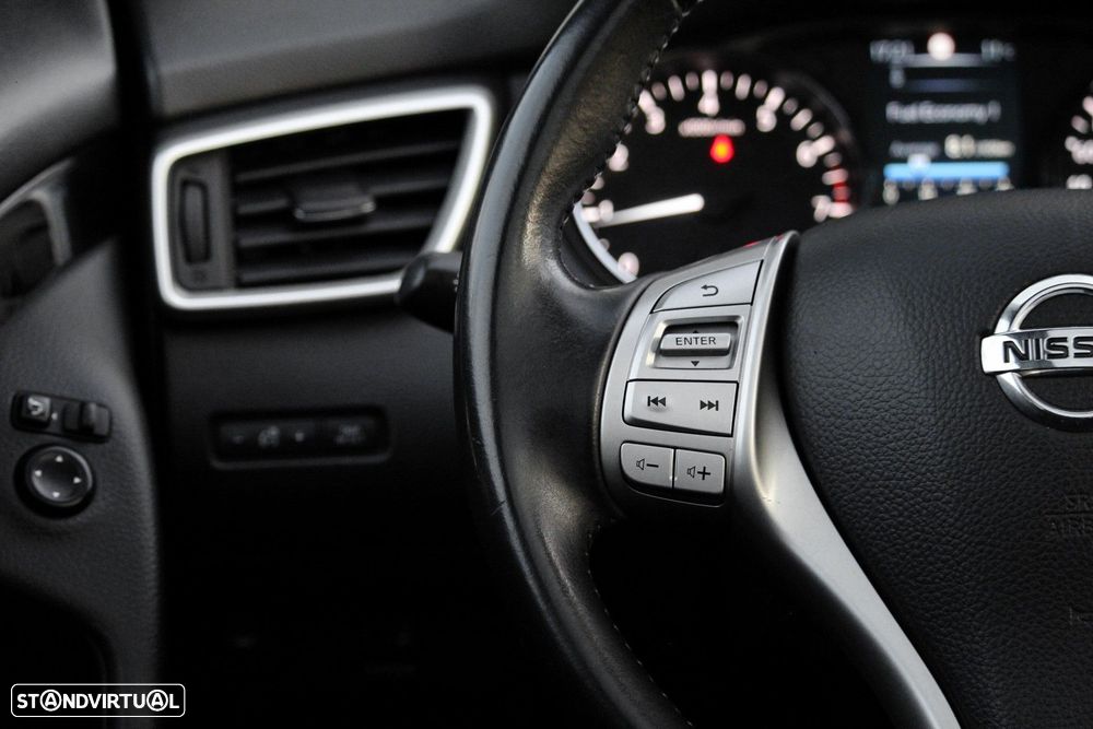 Nissan Qashqai 1.2 DIG-T N-Connecta - 26
