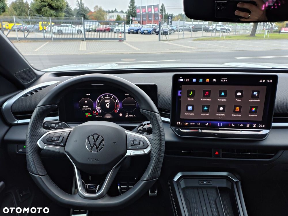 Volkswagen T-Roc 1.5 eTSI R-Line DSG - 26
