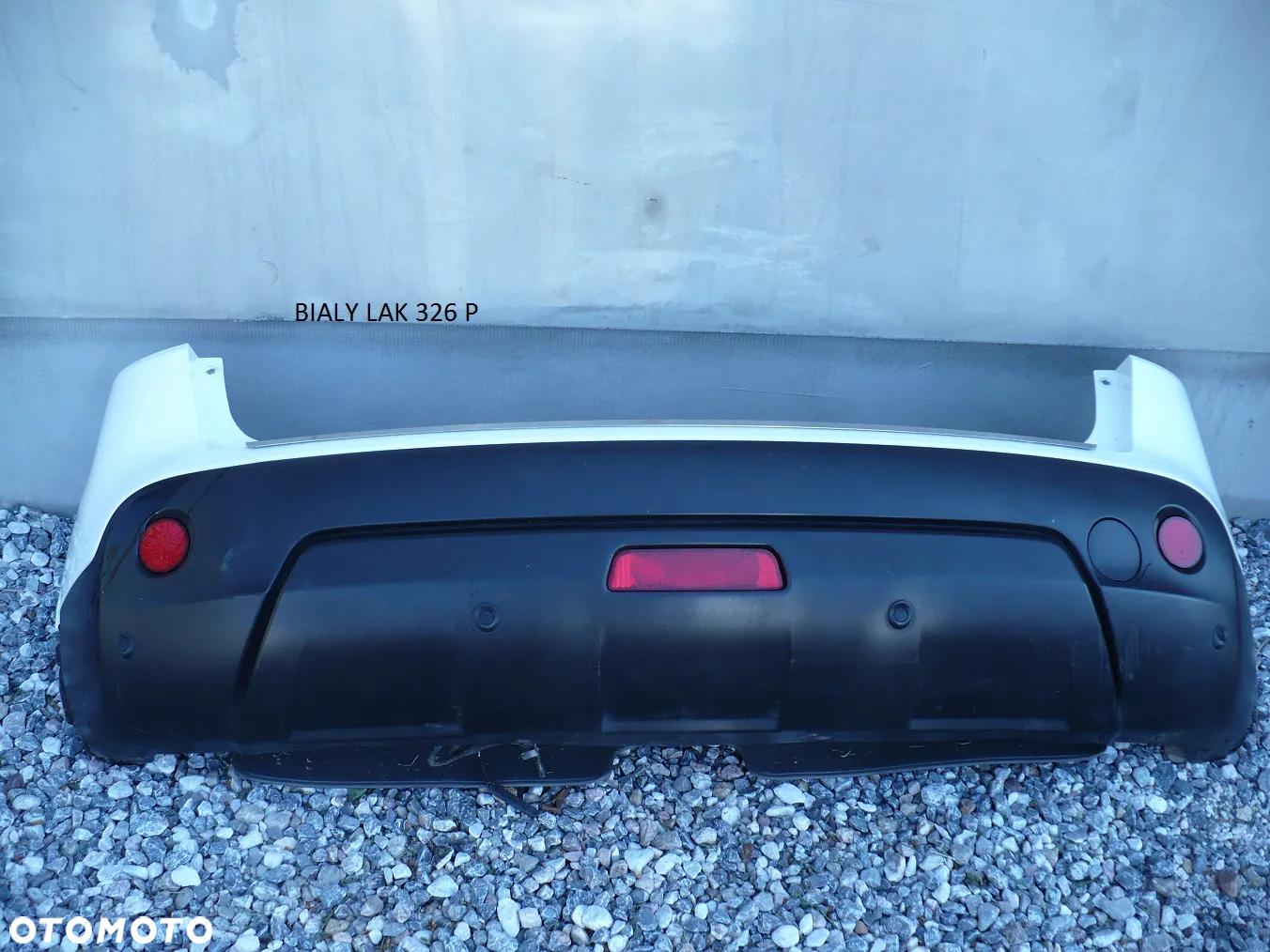 QASHQAI J10 ZDERZAK TYL CZARNY-Z11 BIALY-326 EU. - 2