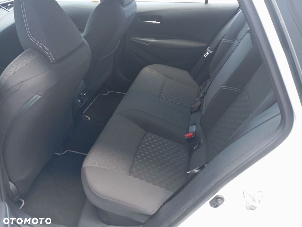 Toyota Corolla 1.8 Hybrid Comfort - 10