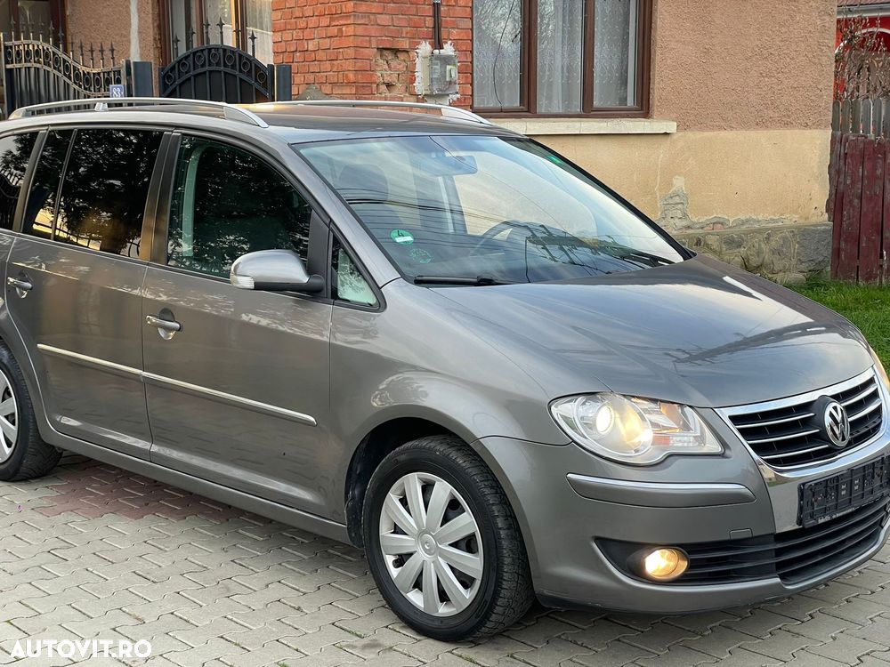 Volkswagen Touran 2.0 TDI DPF Cross - 4