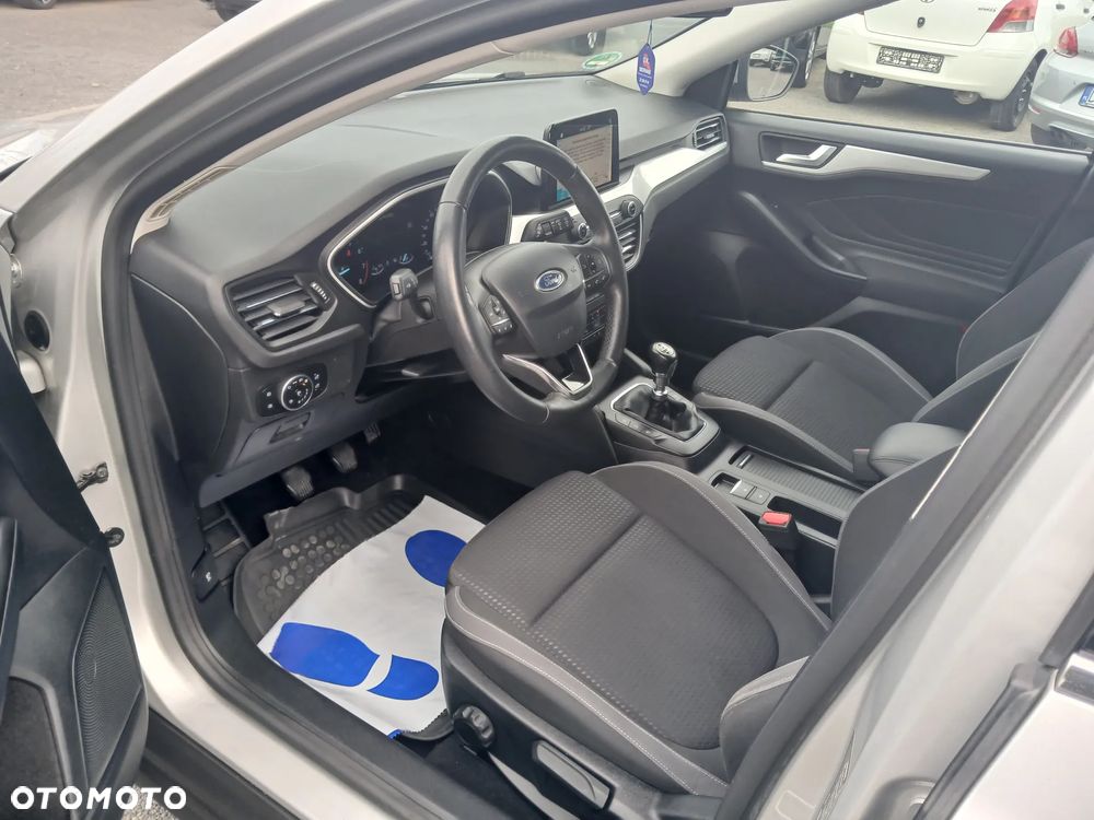 Ford Focus 1.0 EcoBoost Edition - 10