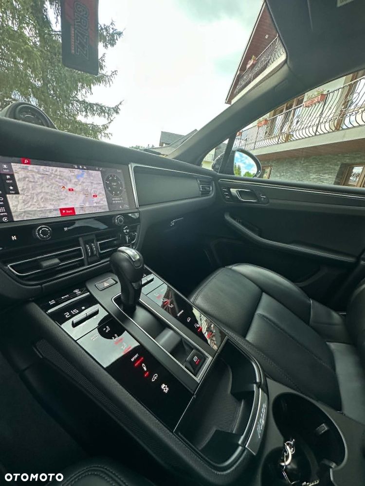 Porsche Macan Standard - 11