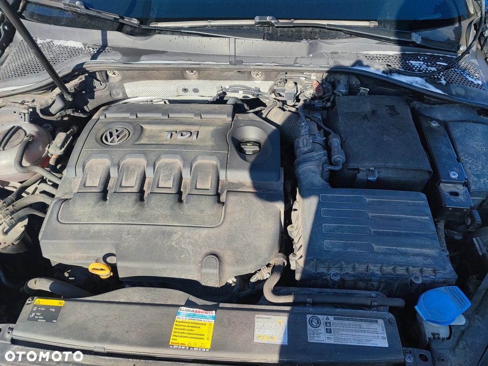 Volkswagen Golf 1.6 TDI BlueMotion Trendline - 12