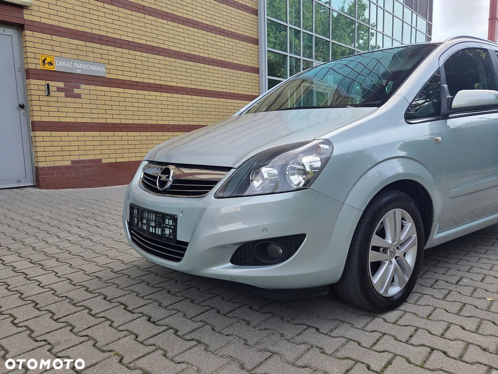 Opel Zafira 1.8 Innovation 110 Jahre - 17