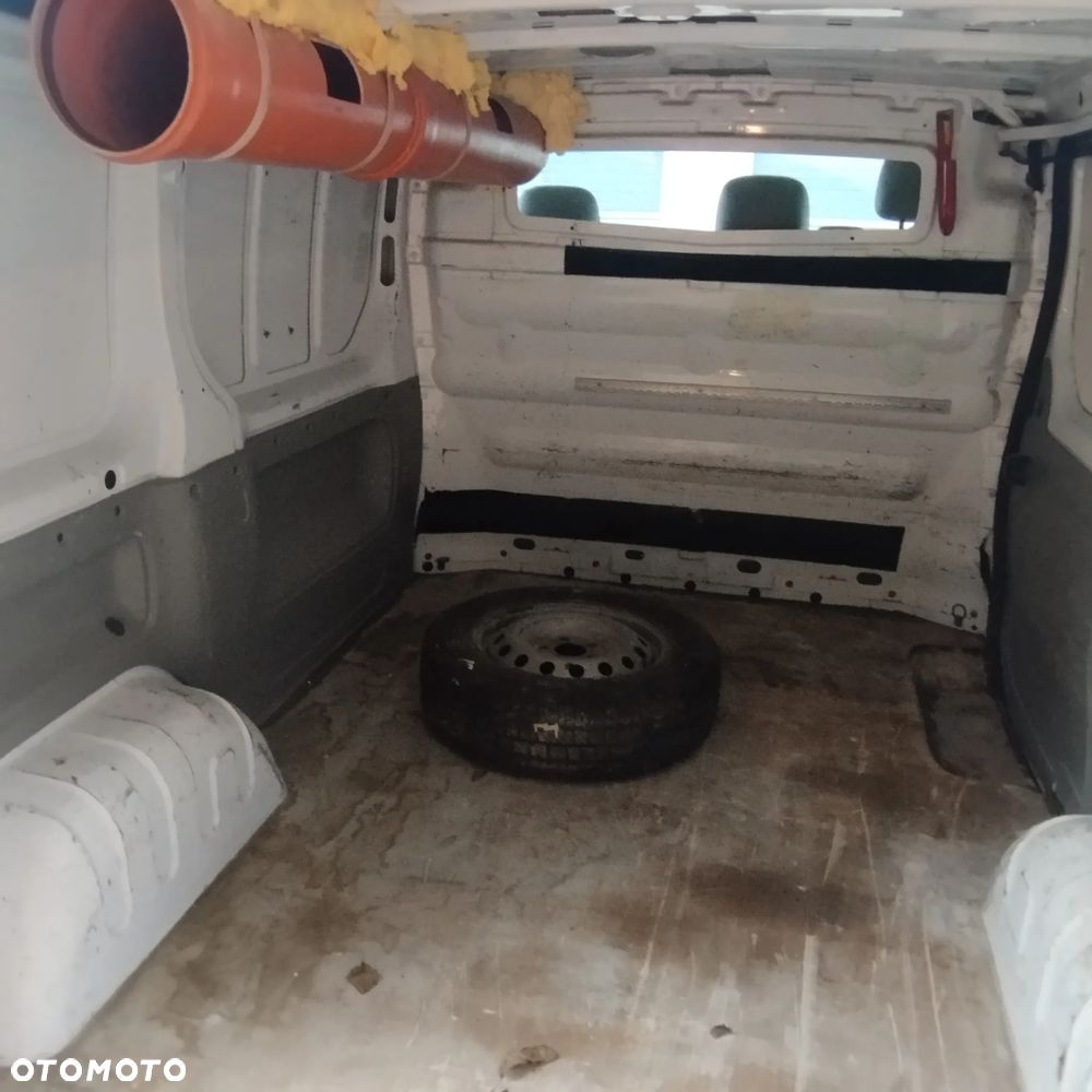 Opel Vivaro - 5