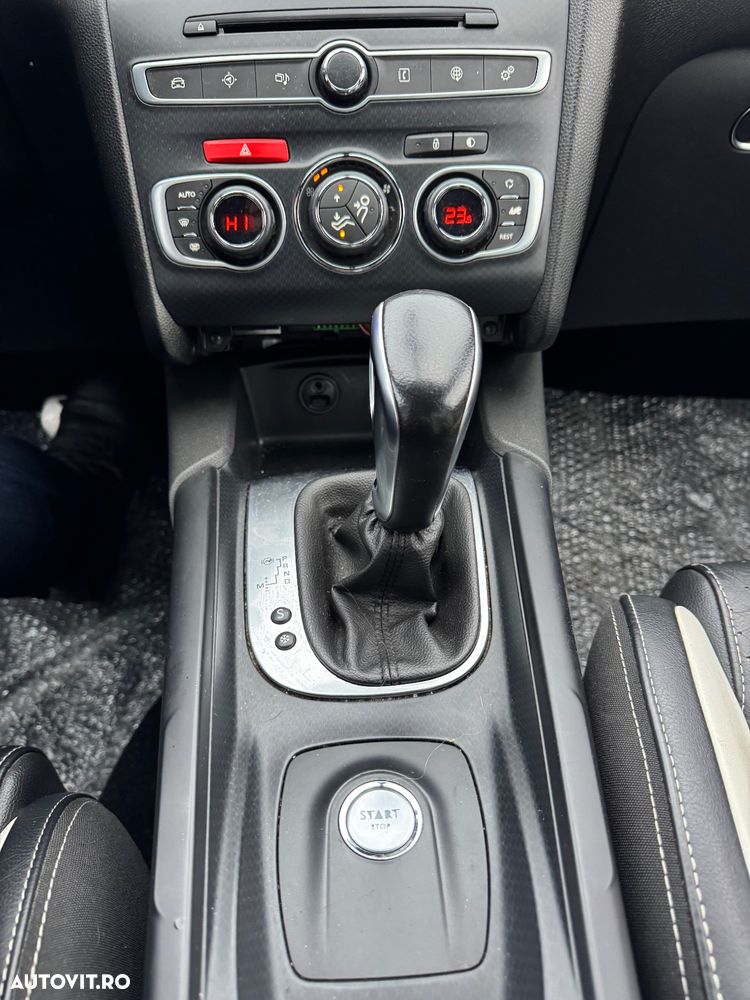 Citroën DS4 ver-blue-dci-115-edc-intens - 17