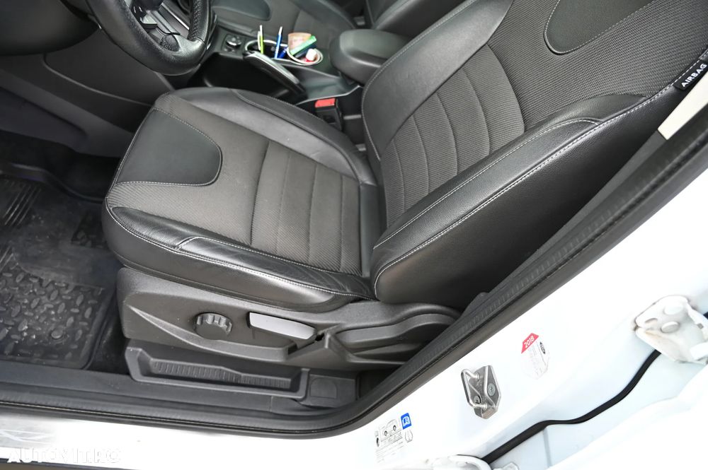 FORD Kuga 2015 — imagine 9