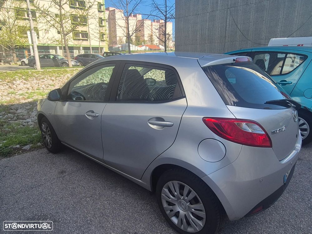 Mazda 2 1.3 MZR Core - 8