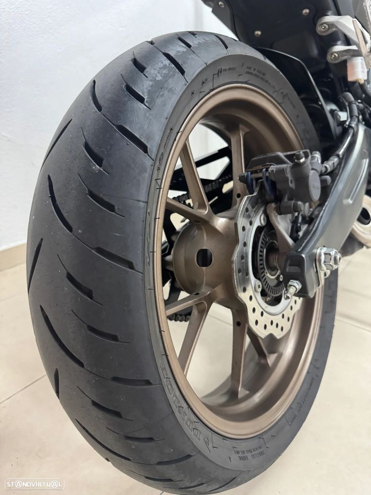 Honda CB 125 R - 10