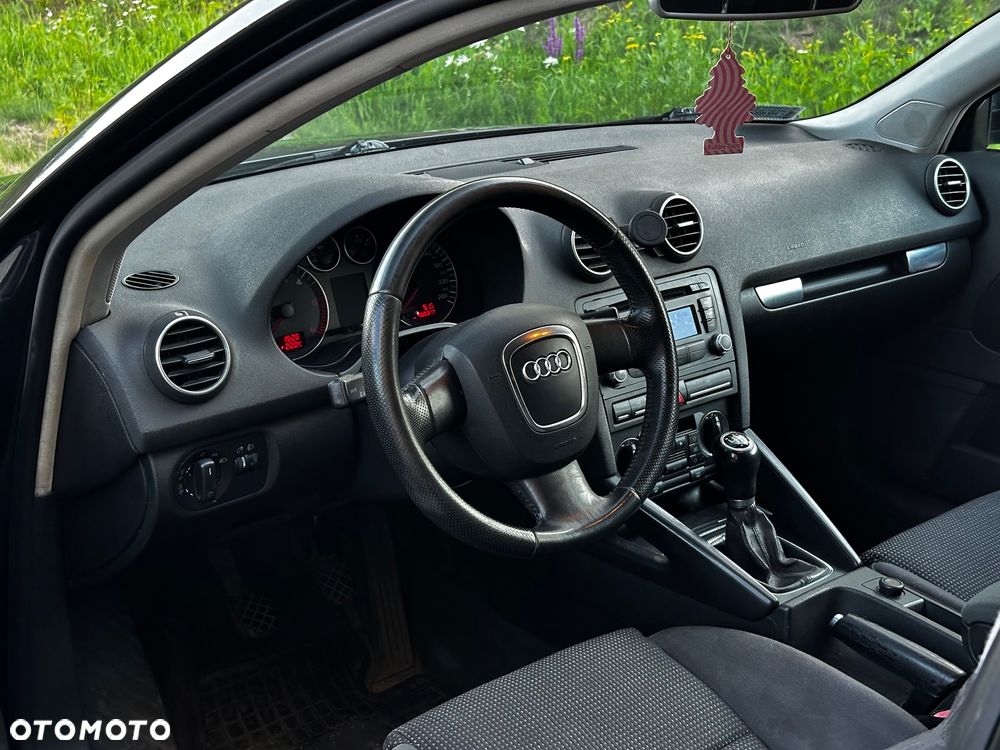 Audi A3 3-drzwiowe 2.0 TDI Ambiente - 9