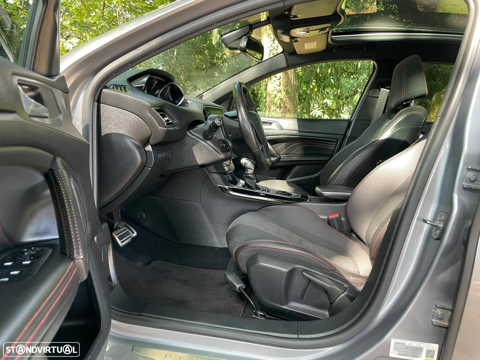 Peugeot 308 1.2 PureTech GT Line EAT8 - 28