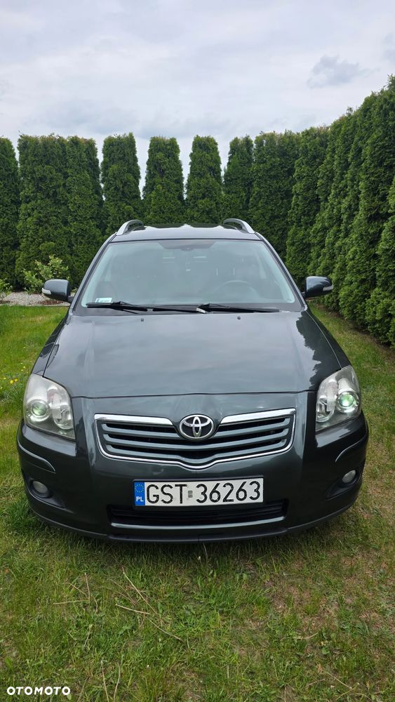 Toyota Avensis 2.0 D-4D Sol+NAVI - 18