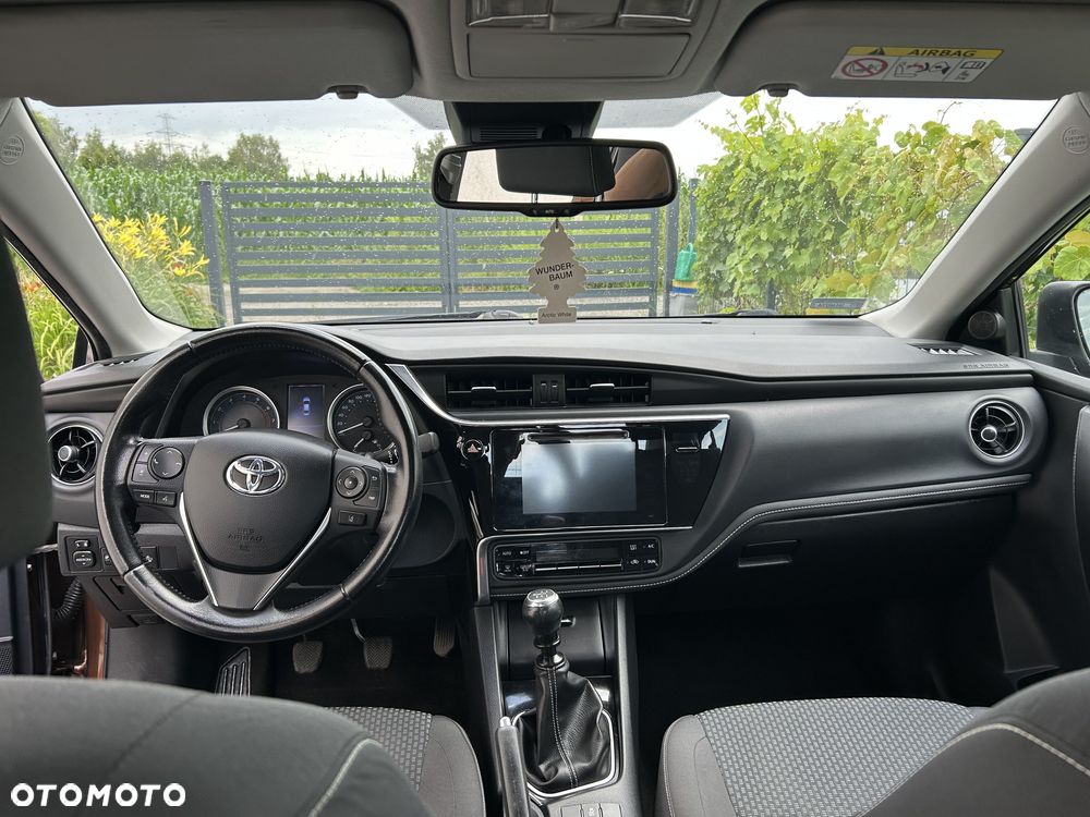 Toyota Corolla 1.33 Comfort - 9