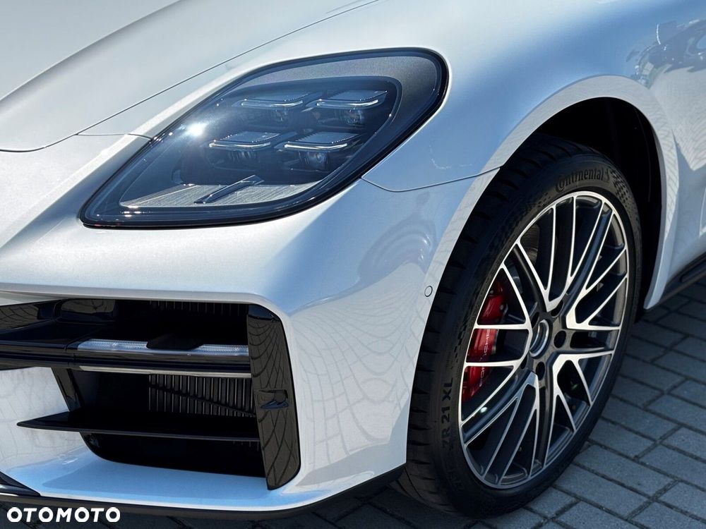 Porsche Panamera - 11