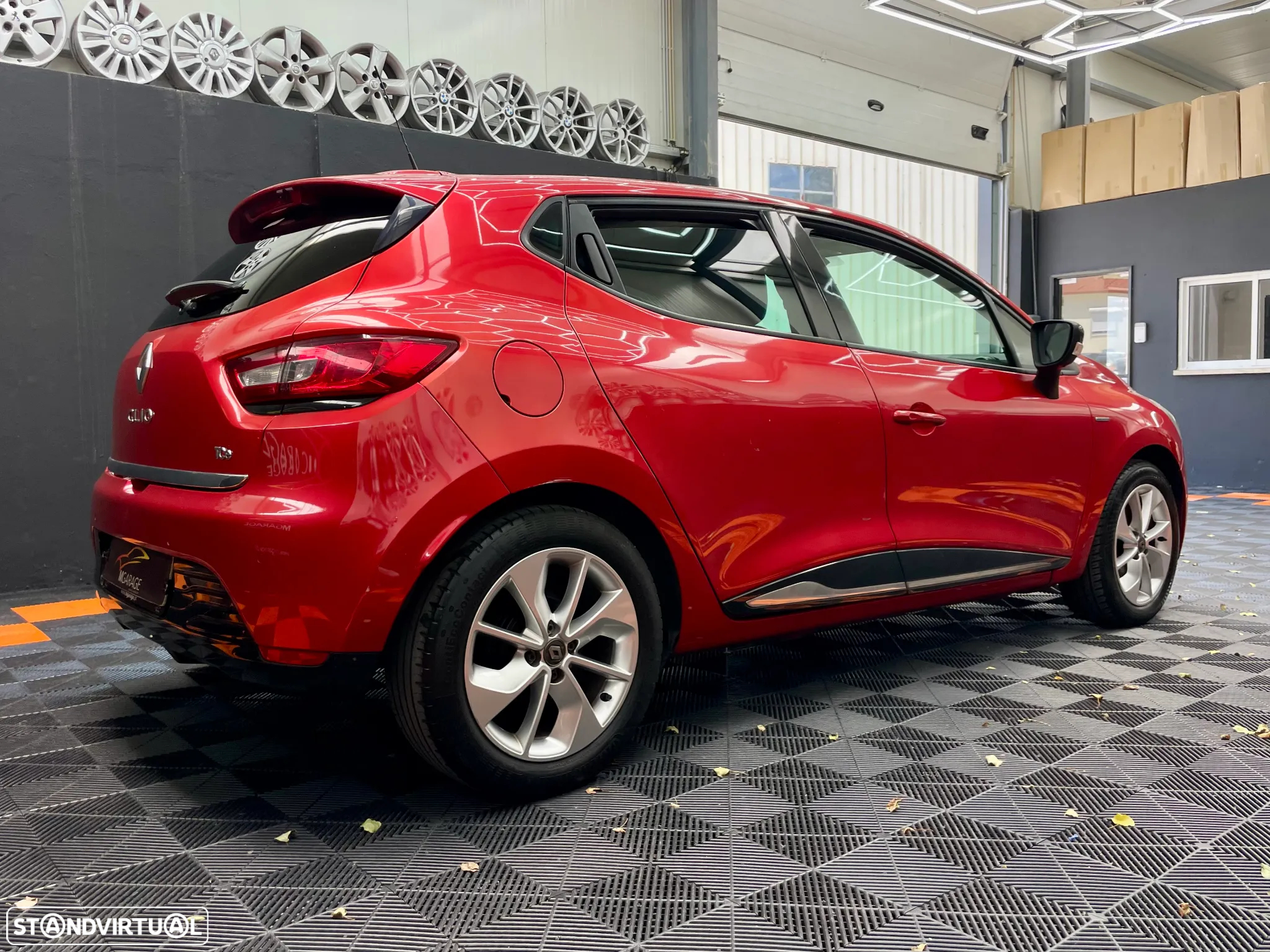 Renault Clio 0.9 TCe Limited - 12