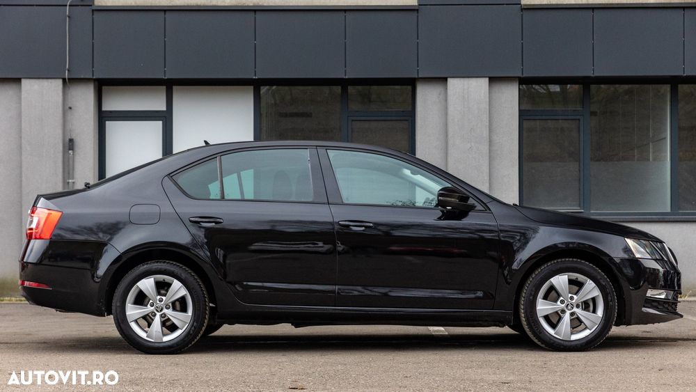 Skoda Octavia 2.0 TDI (Green tec) DSG Joy - 19