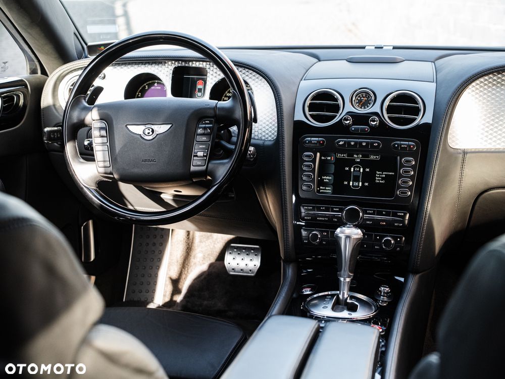 Bentley Flying Spur Standard - 20