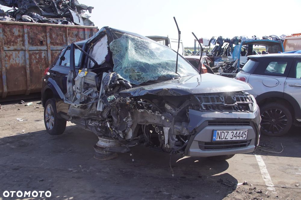 Auto na części - Suzuki Vitara II 1.6 16V 120 KM M16A 20008-54P34 ZCE 2017R Silnik Skrzynia Drzwi Szyba Błotnik Zderzak Lampa Klapa Lusterko Klamka Deska Kokpit Sterownik Moduł Czujnik Licznik Lewarek Kierownica - 1