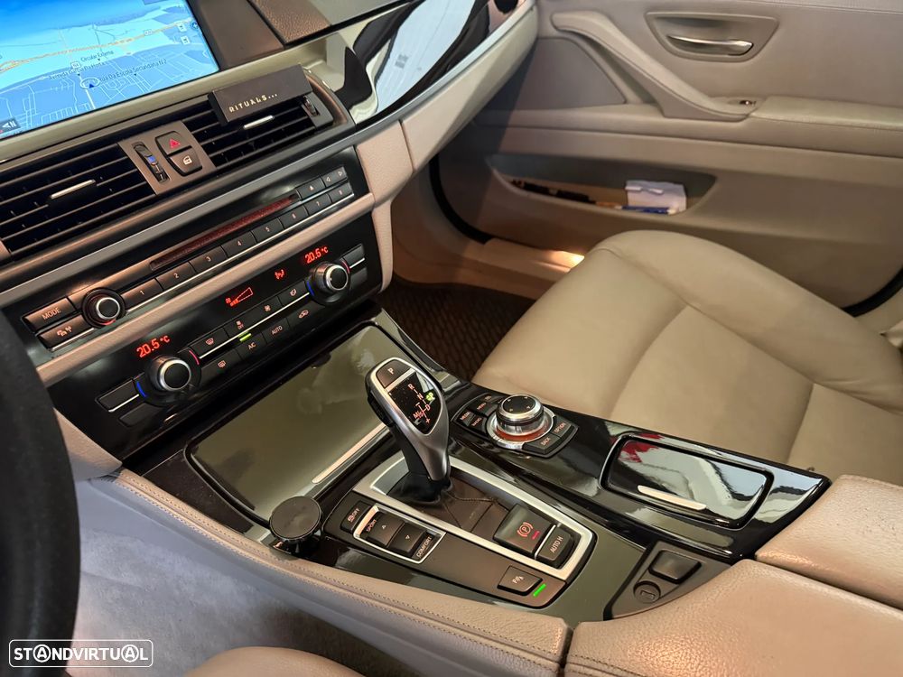 BMW 525 d Line Luxury Auto - 7