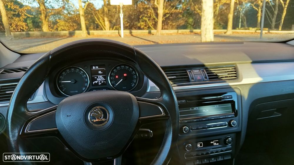 Skoda Rapid Spaceback - 6