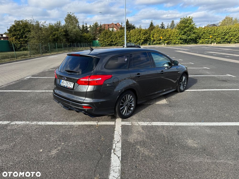 Ford Focus 1.5 TDCi ST-Line - 6