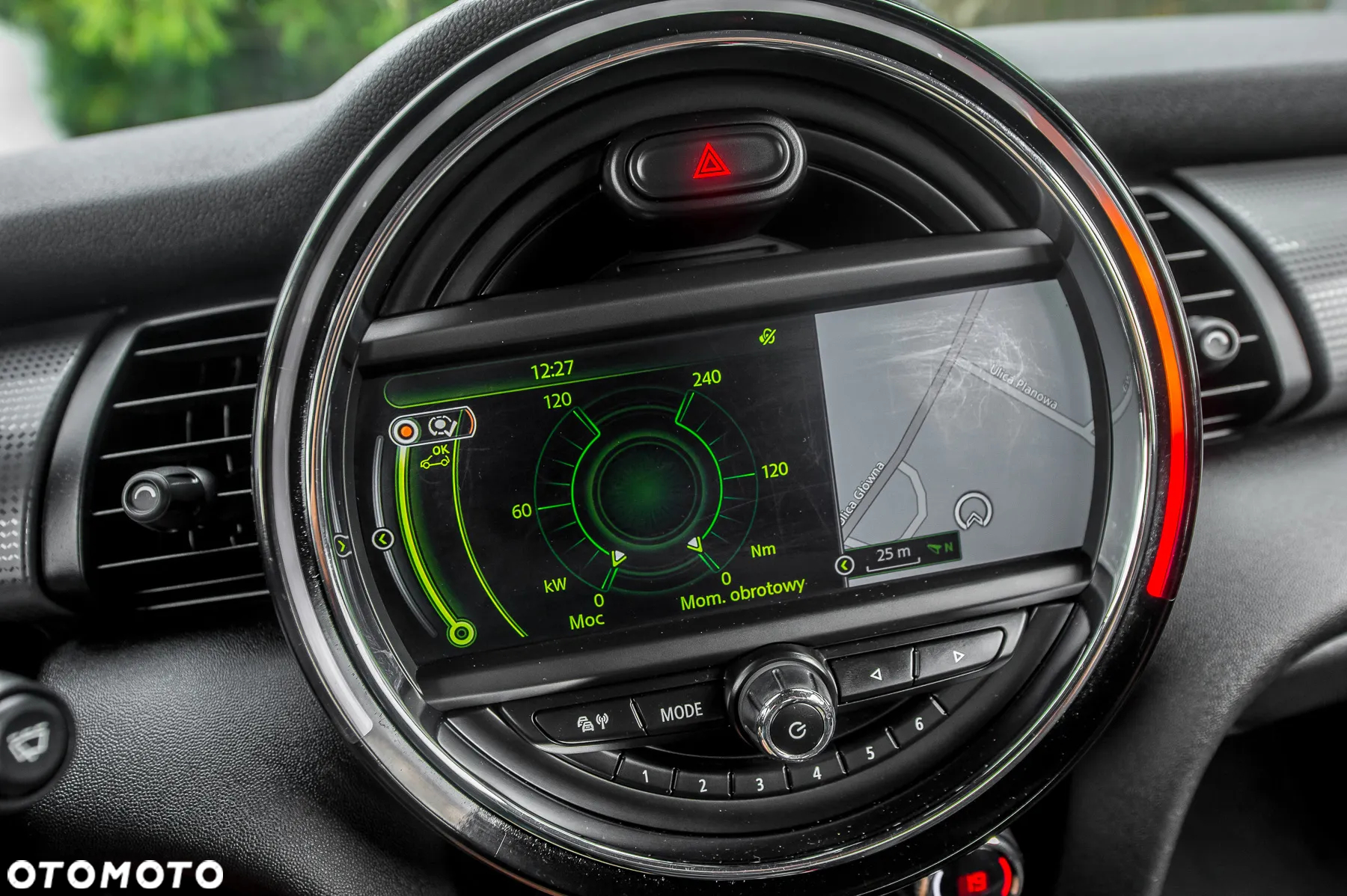 MINI Cooper Essential Trim - 24