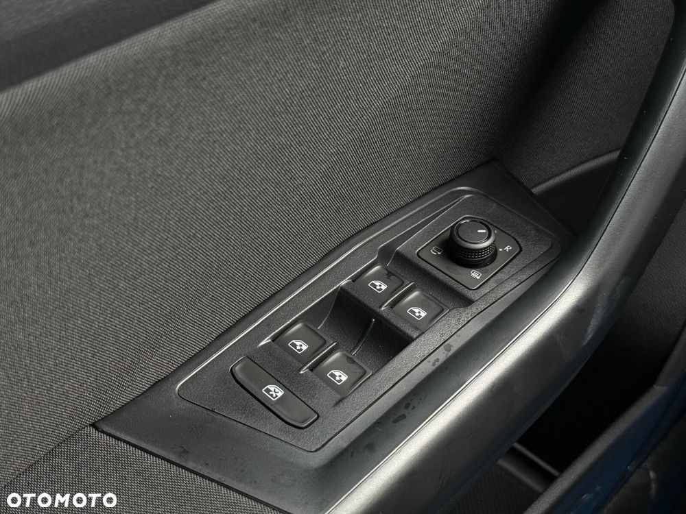 Volkswagen T-Roc 1.5 TSI Life Plus - 24