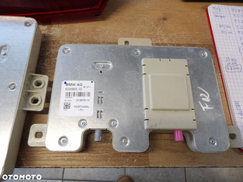 BMW - F12 - WZMACNIACZ SYGNAŁU ANTENY - 9206865 - 1