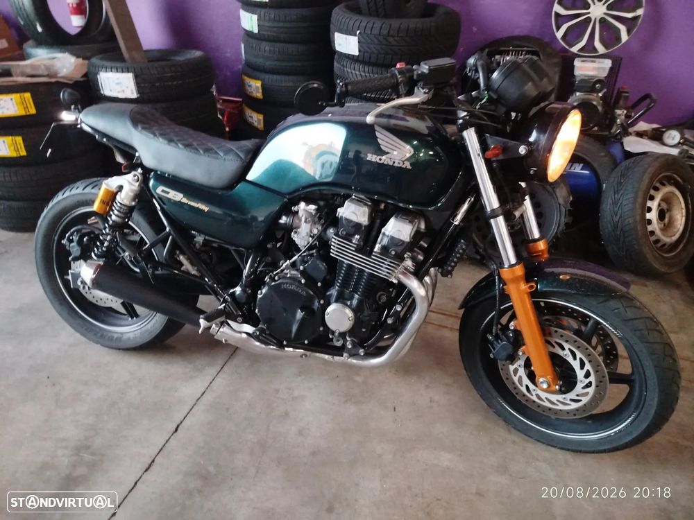 Honda CB Seven Fifty - 2