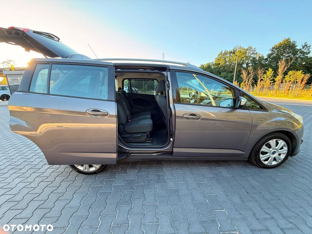 Ford Grand C-MAX - 4