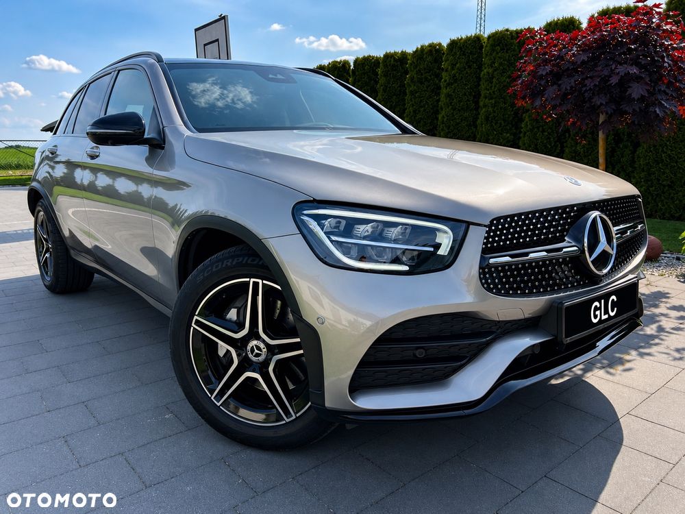 Mercedes-Benz GLC 200 d 4-Matic Business Edition - 3