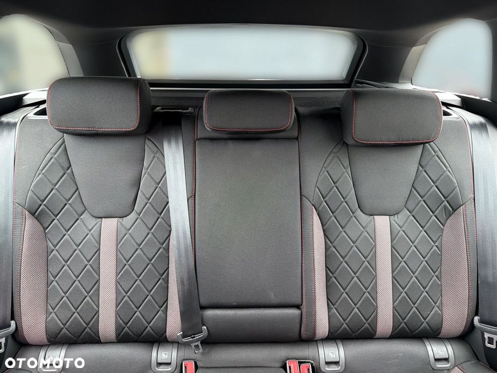 Skoda Octavia 2.0 TDI RS DSG - 38