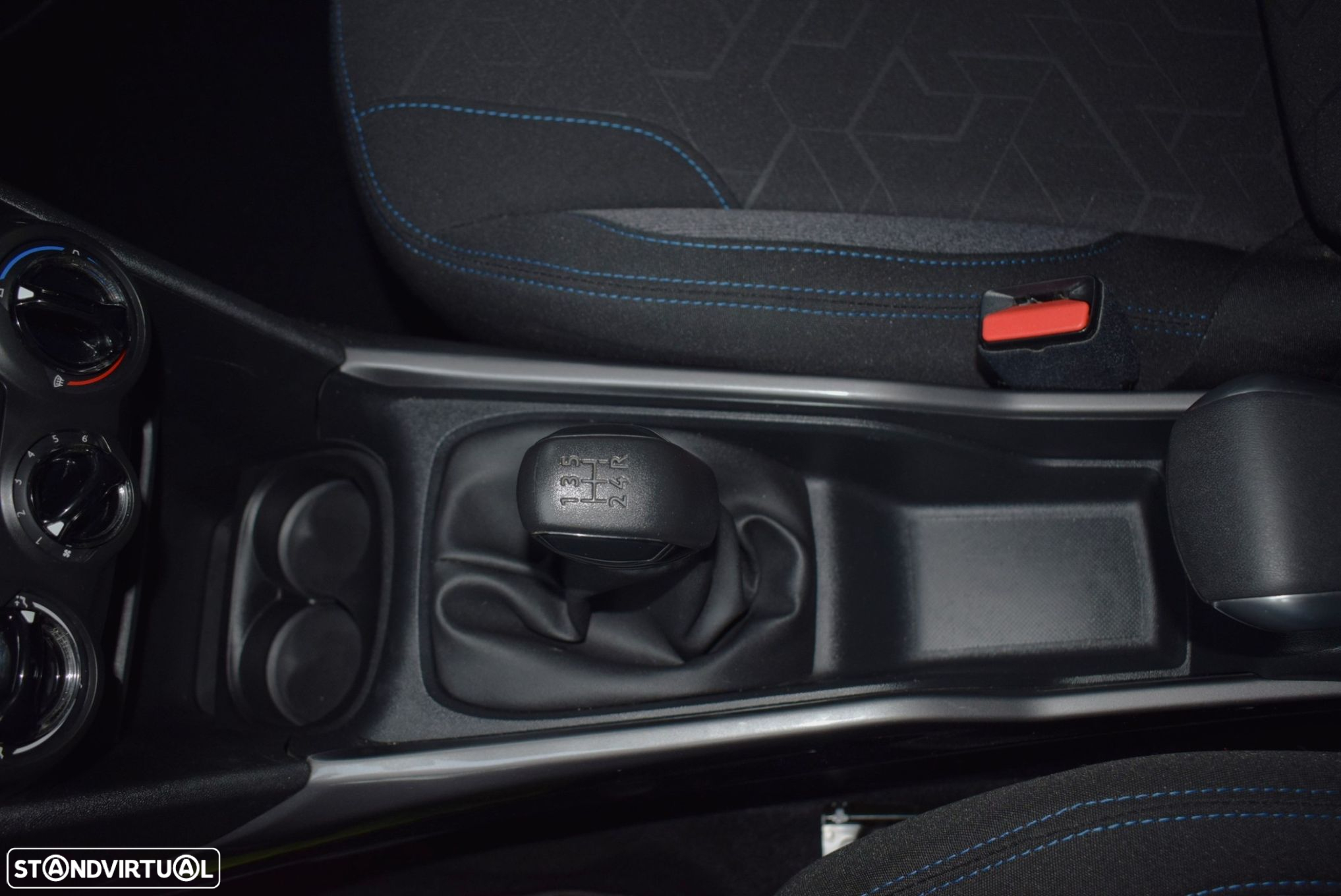 Peugeot 2008 PureTech 110 Style - 30