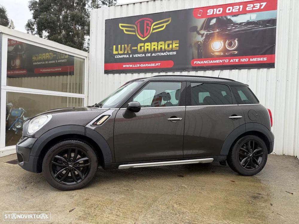 MINI Countryman Cooper SD ALL4 Auto - 3
