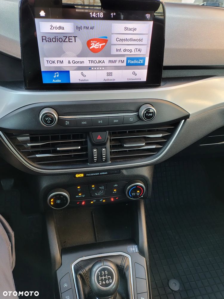 Ford Focus 1.0 EcoBoost Connected - 9