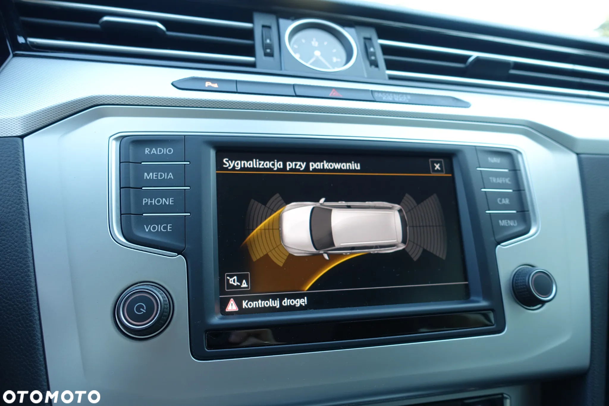 Volkswagen Passat - 27