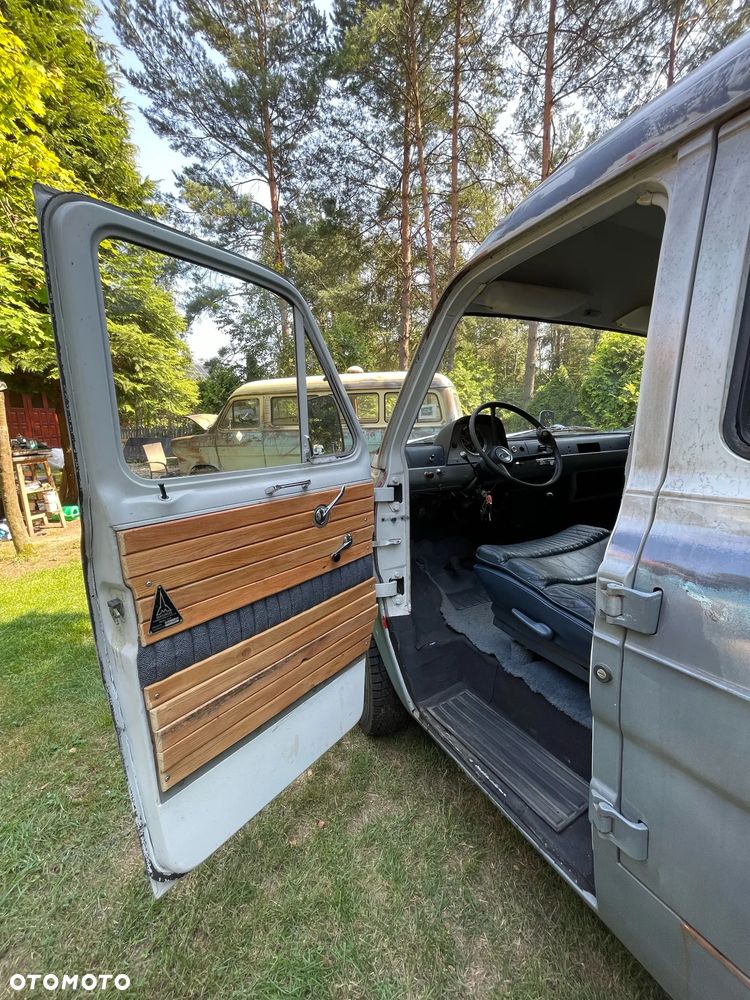 Ford Transit - 9
