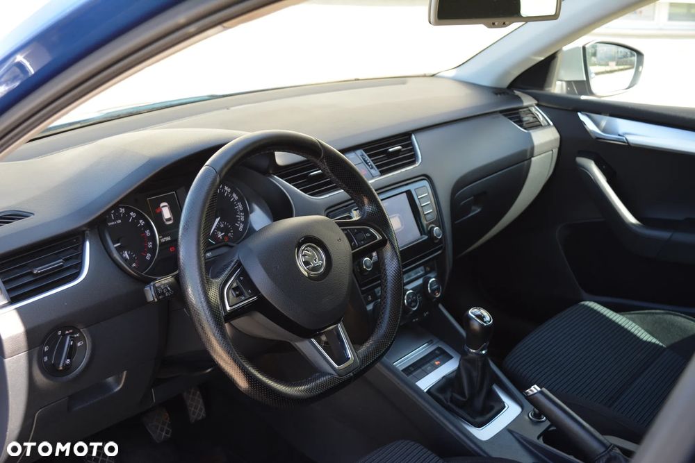 Skoda Octavia 1.6 TDI (Green tec) 4x4 Style - 7