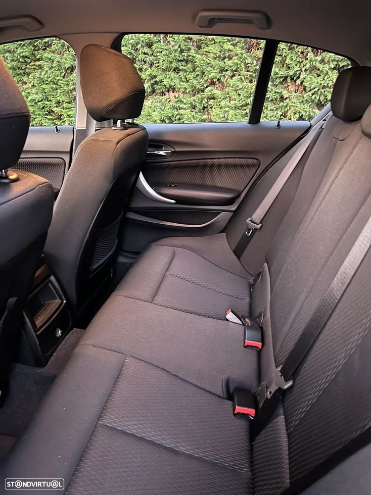 BMW 120 i Aut. Advantage - 15