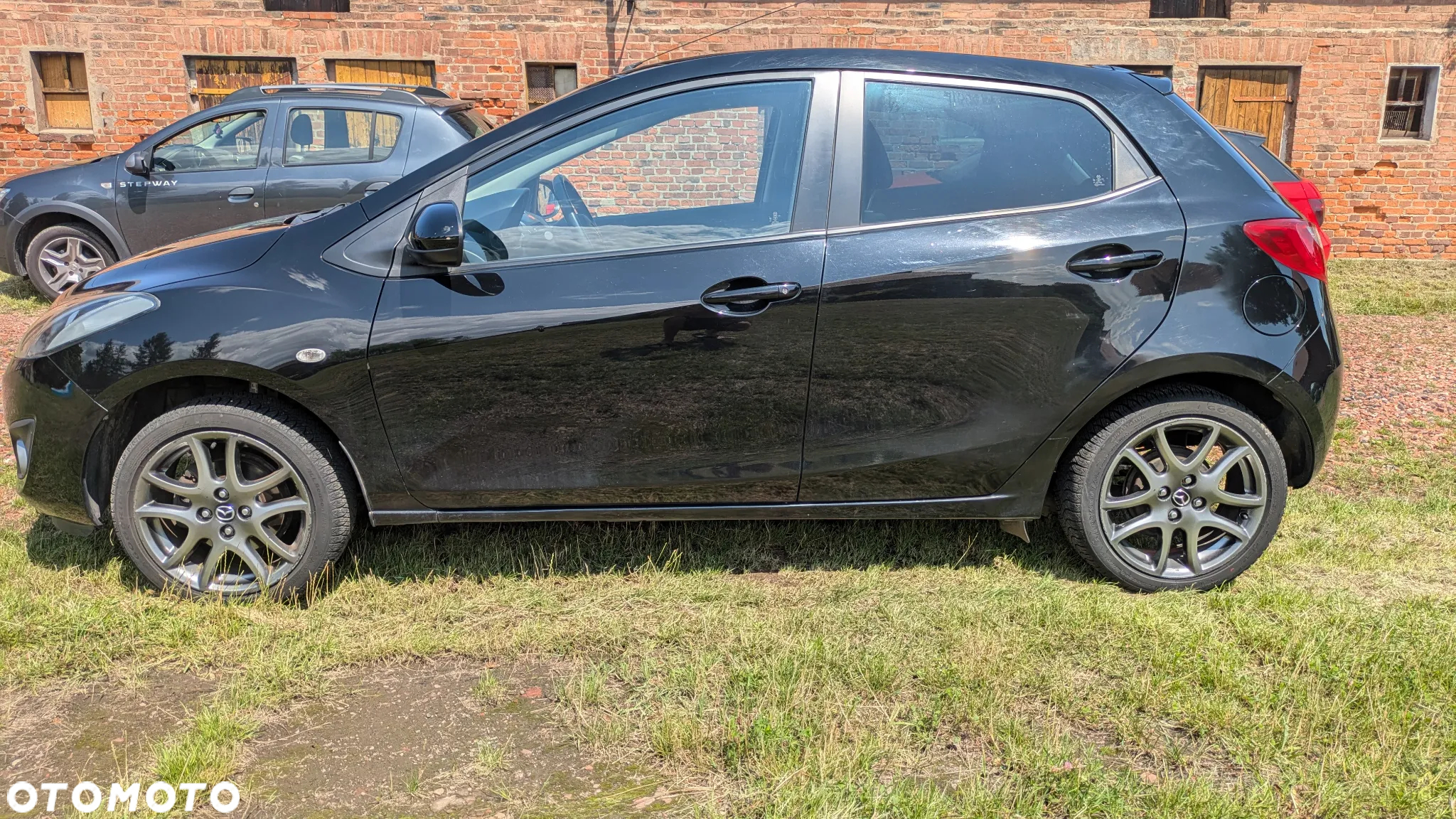 Mazda 2 1.3 Navi + - 12
