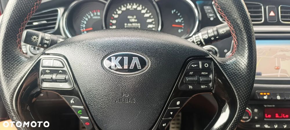Kia Ceed 1.6 T-GDI GT L - 27