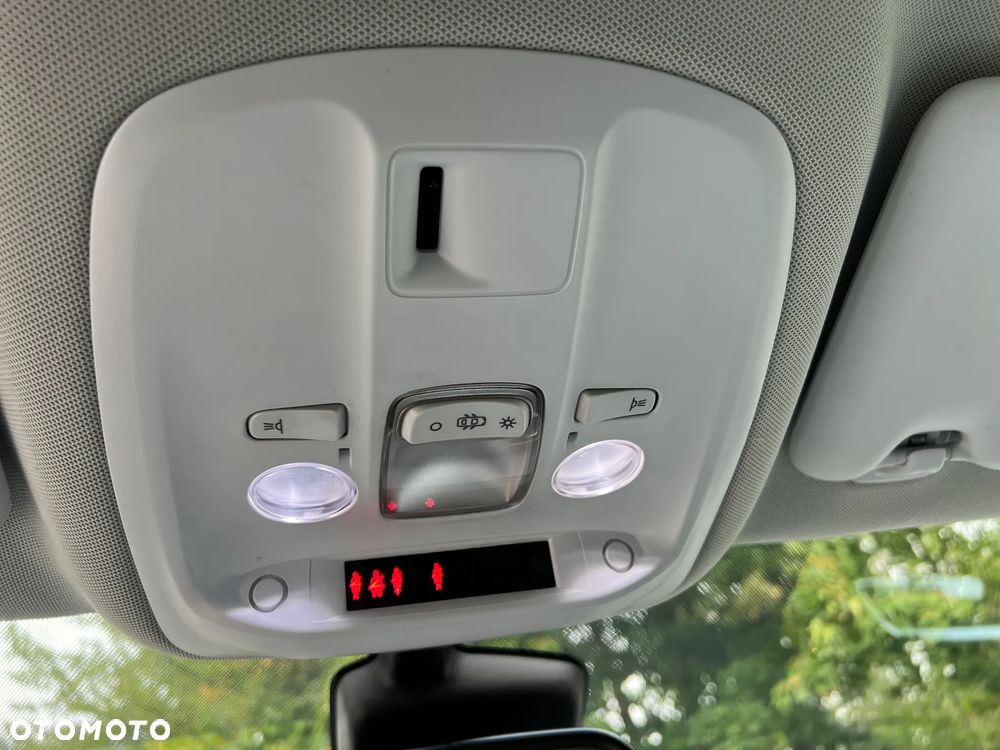 Peugeot 308 1.6 BlueHDi Allure S&S EAT6 - 12