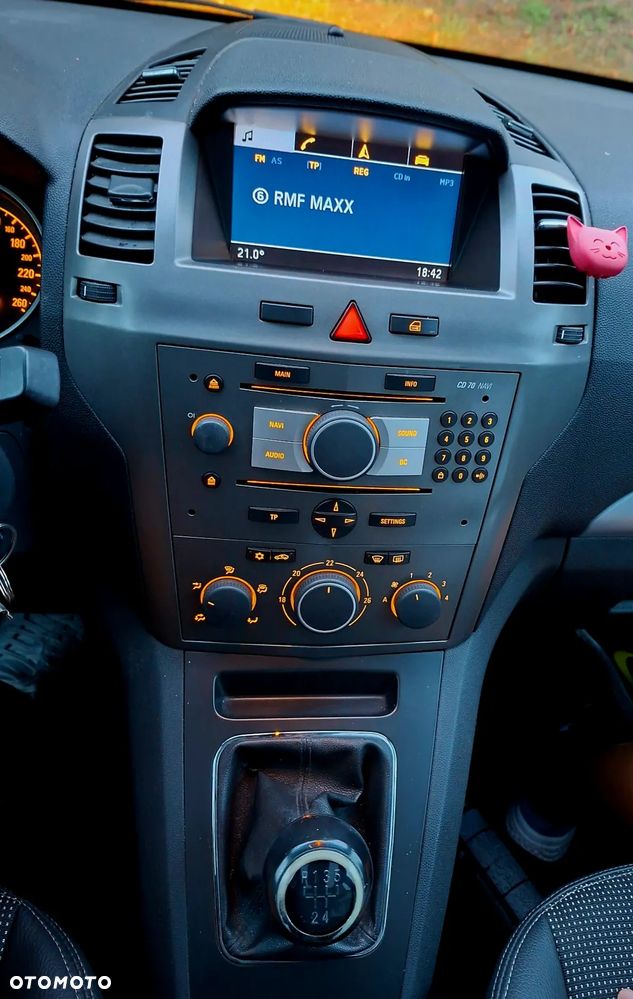 Opel Zafira 1.8 Cosmo - 15