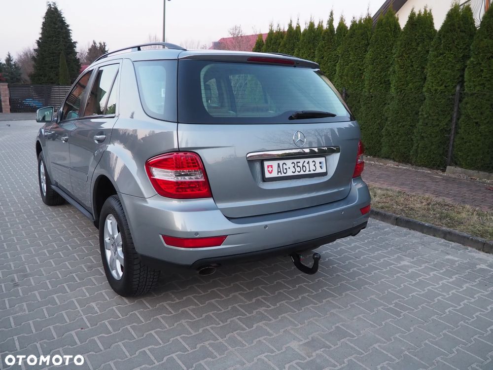 Mercedes-Benz ML - 25
