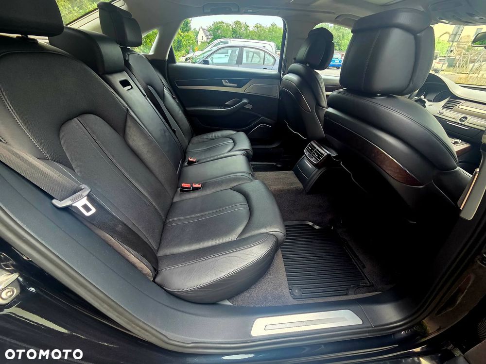 Audi A8 4.2 TDI L Quattro - 25