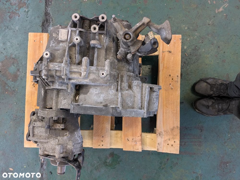 Skrzynia biegów wraz z reduktorem KUG VW Tiguan 2.0 TDI 4x4 - 2