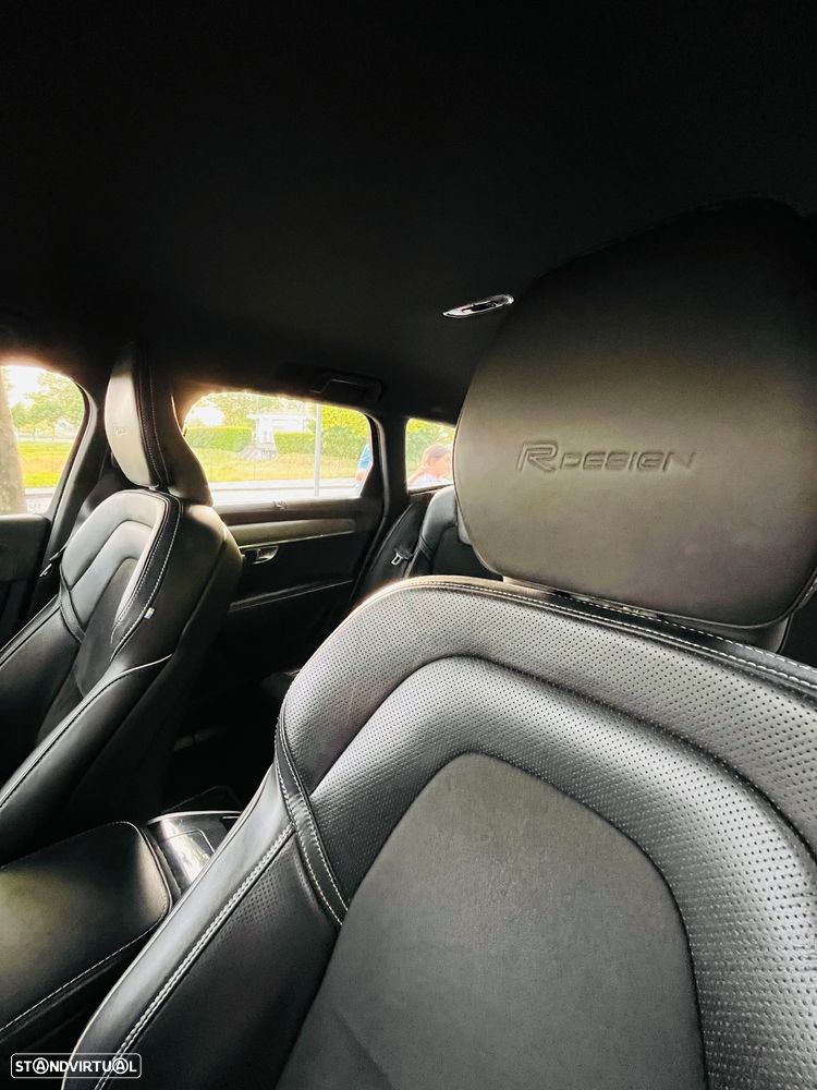 Volvo V90 2.0 T8 R-Design AWD Geartronic - 27