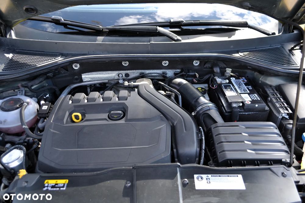 Volkswagen T-Roc 1.5 TSI OPF Style - 13