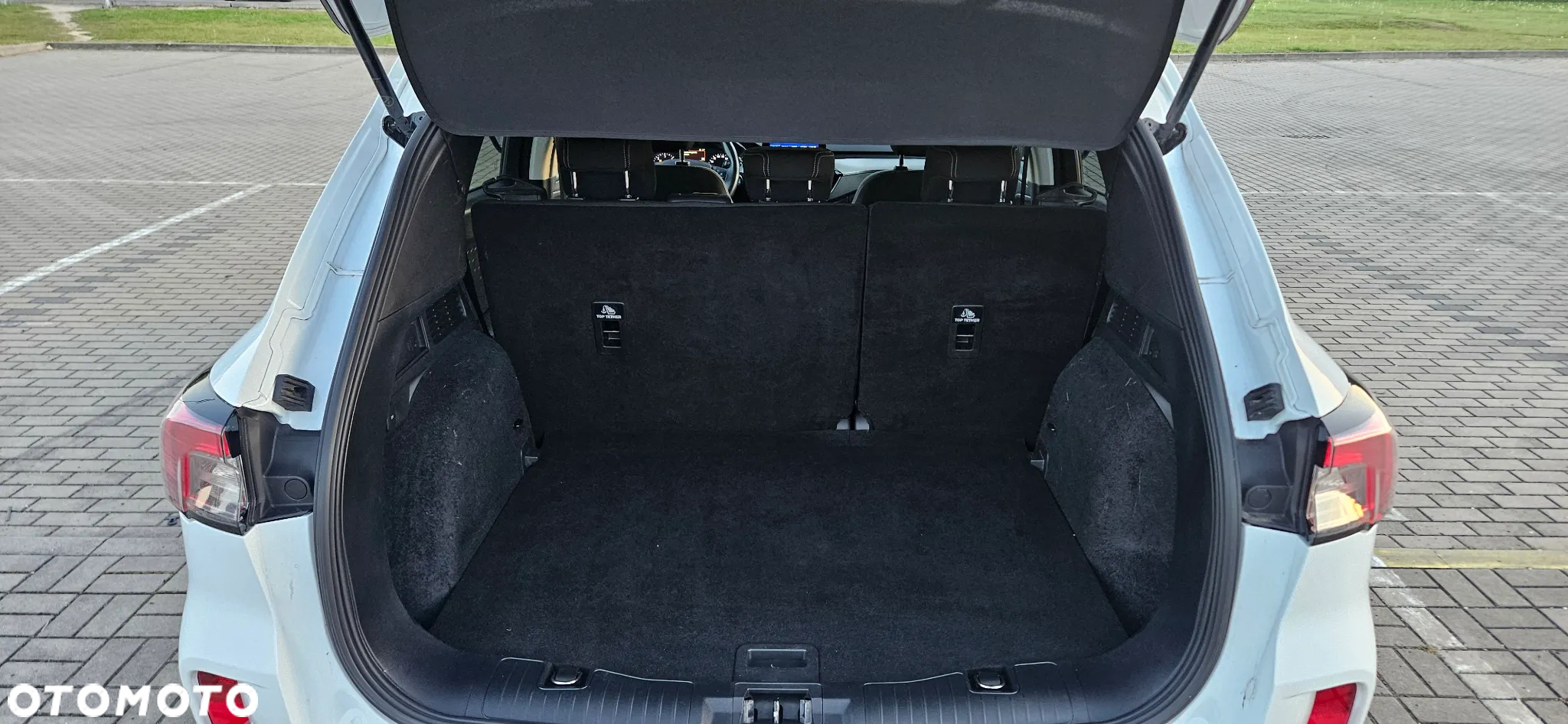 Ford Kuga 1.5 EcoBlue TITANIUM - 19